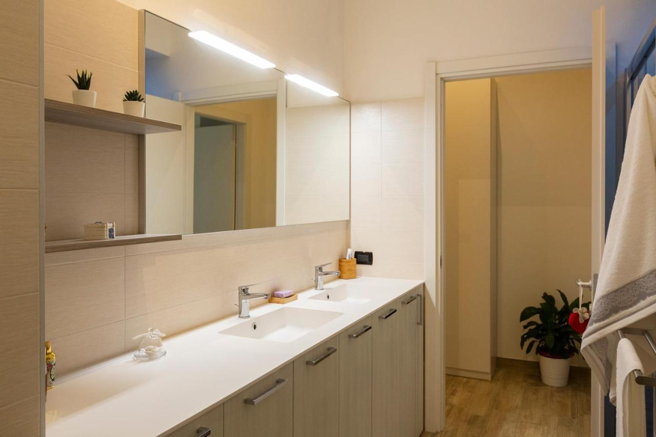 Yellow Line Apartment ミラノ エクステリア 写真